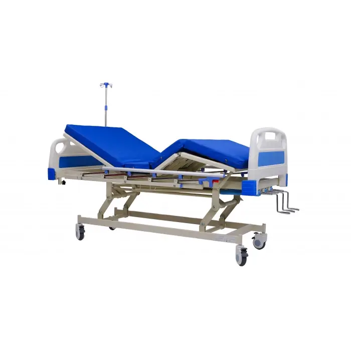 Pat medical cu saltea inclusa, actionat manual, 3 sectiuni ajustabile